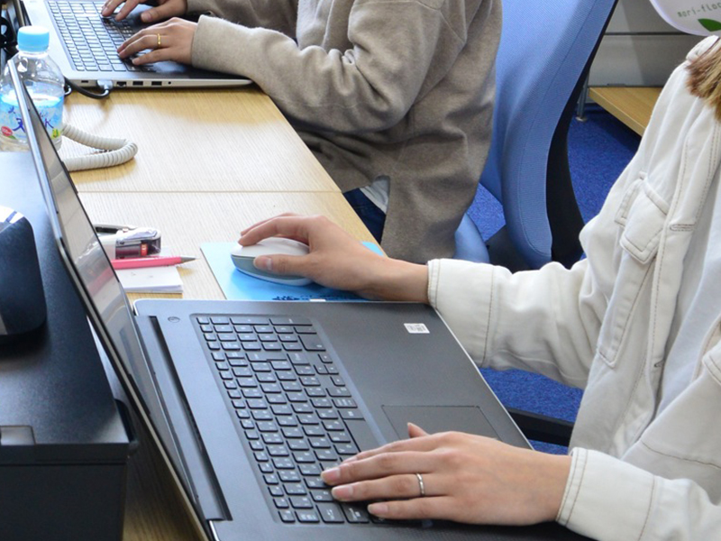 株式会社モリ・フロッキーのアルバイト・バイト求人情報-03