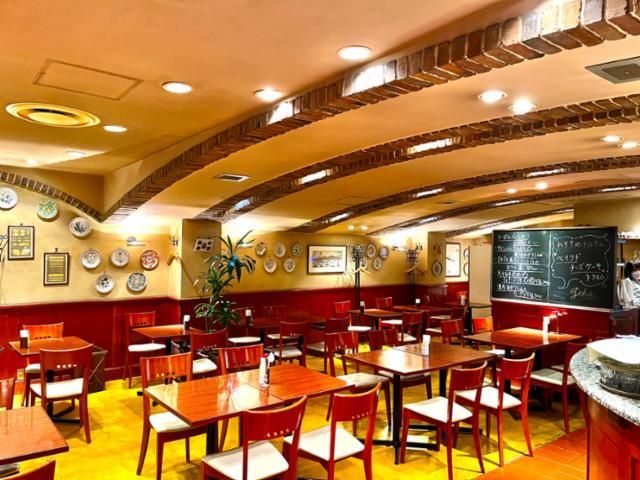 トラットリア ターボロ・ディ・フィオーリ新宿本店のアルバイト・バイト求人情報-02