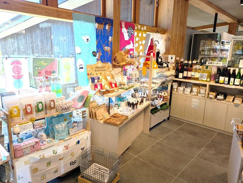 アンテナショップ「HUB」　一般社団法人 北海道きたひろ観光協会のアルバイト・バイト求人情報-02