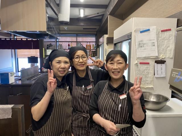 ウエスト　うどん　渡辺通り店の求人情報