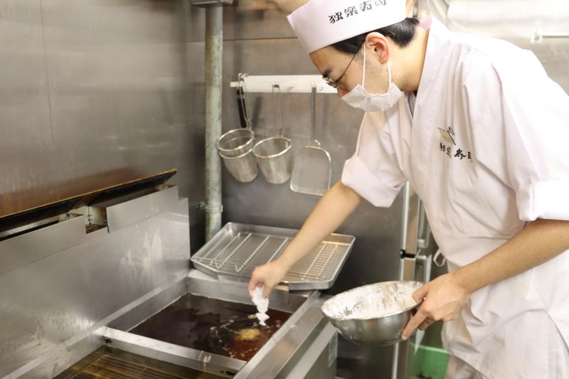 独楽寿司　八王子鑓水店のアルバイト・バイト求人情報-03