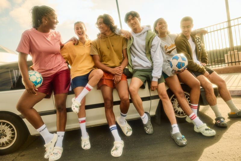 crocs　ららぽーと名古屋アクルスのアルバイト・バイト求人情報-03