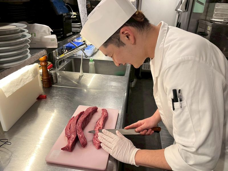 リバーサイド鮨和食 堀江燈花のアルバイト・バイト求人情報-01