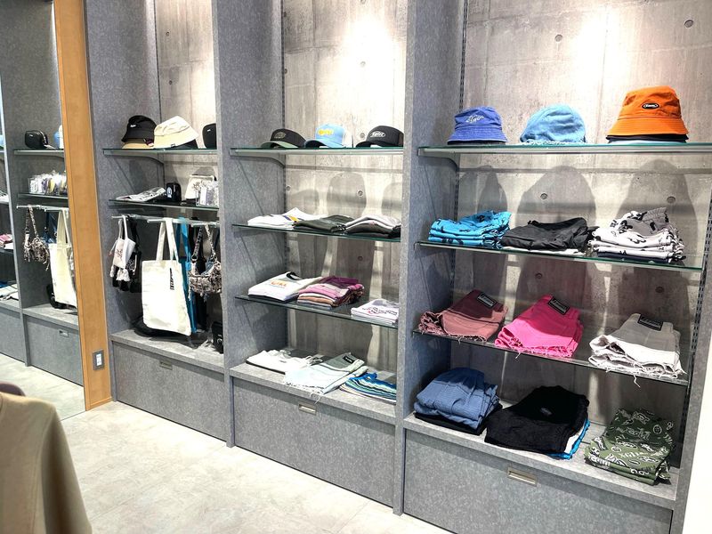 XLARGE/X-girl レイクタウンアウトレット店のアルバイト・バイト求人情報-05