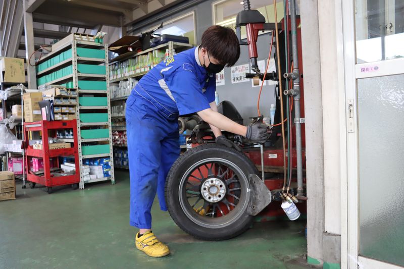 株式会社リバーサイド　RS車検センター海老名のアルバイト・バイト求人情報-02