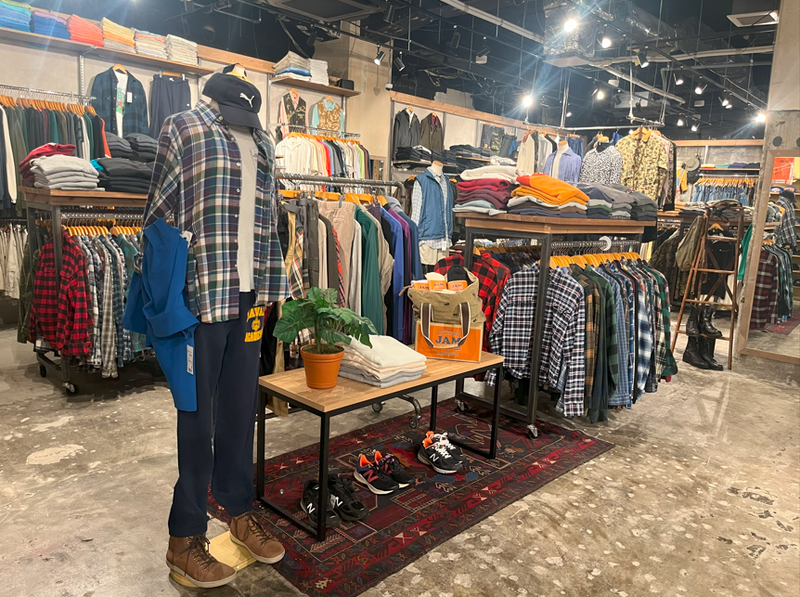 株式会社JAM　TRADING　古着屋JAM福岡店のアルバイト・バイト求人情報-03