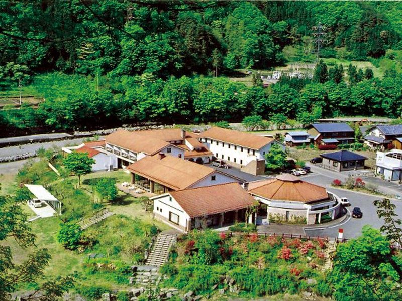 株式会社上野振興公社