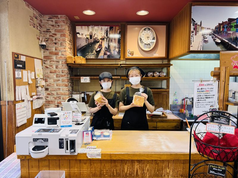 有限会社　ル・ブールのアルバイト・バイト求人情報-02