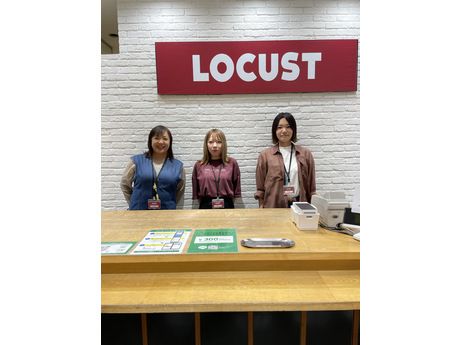 LOCUST([JXg)@CI[DX