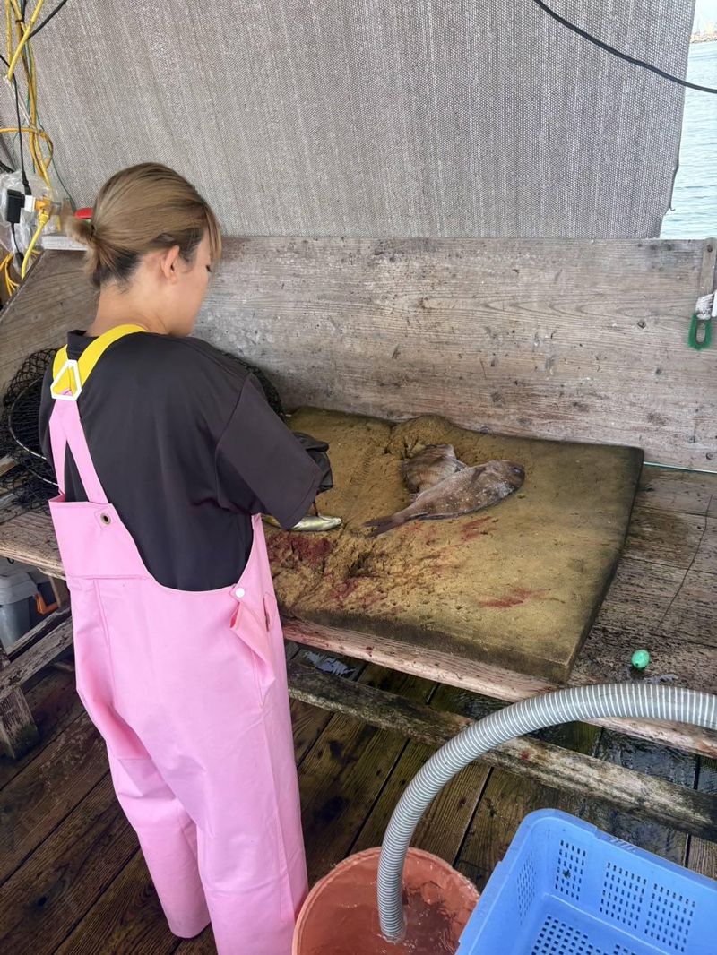 明石 海上釣り堀 あっとしぃーのアルバイト・バイト求人情報-04