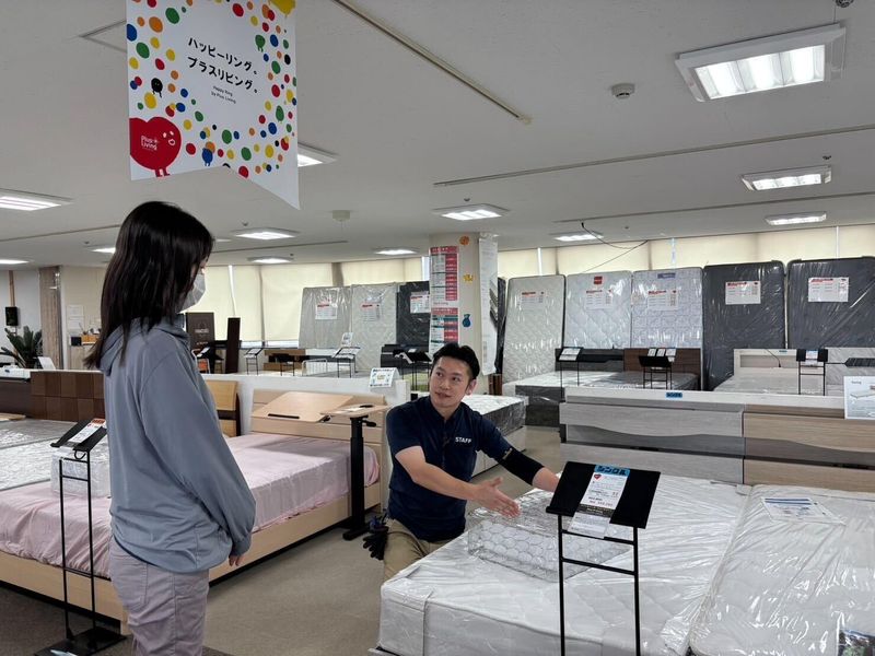 株式会社万歳家具　プラスリビングみなと店のアルバイト・バイト求人情報-02
