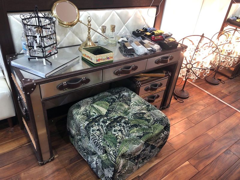 Sarah　Lowndsのアルバイト・バイト求人情報-05