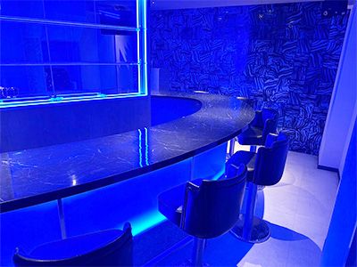 Stylish Bar BEE~スタイリッシュバービー~のアルバイト・バイト求人情報-03