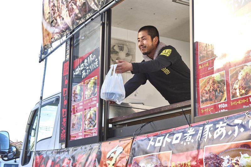 鴨ト豚 粗挽田舎蕎麦　山人のアルバイト・バイト求人情報-02