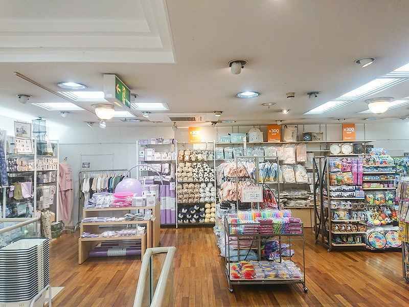 illusie300 イルーシーサンマルマル 姫路 店のアルバイト・バイト求人情報-04