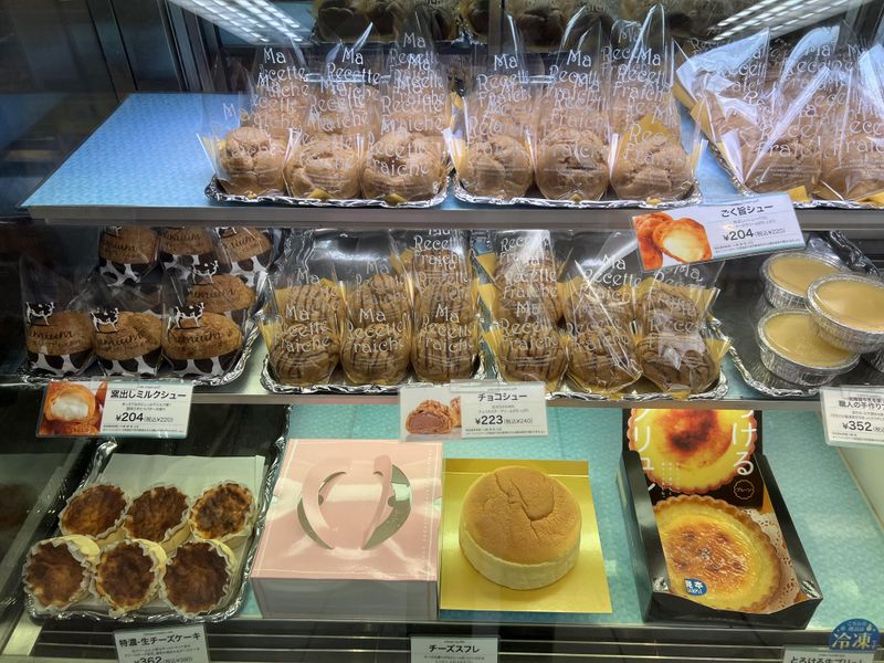 エーワンベーカリーJR大阪駅桜橋口店のアルバイト・バイト求人情報-03