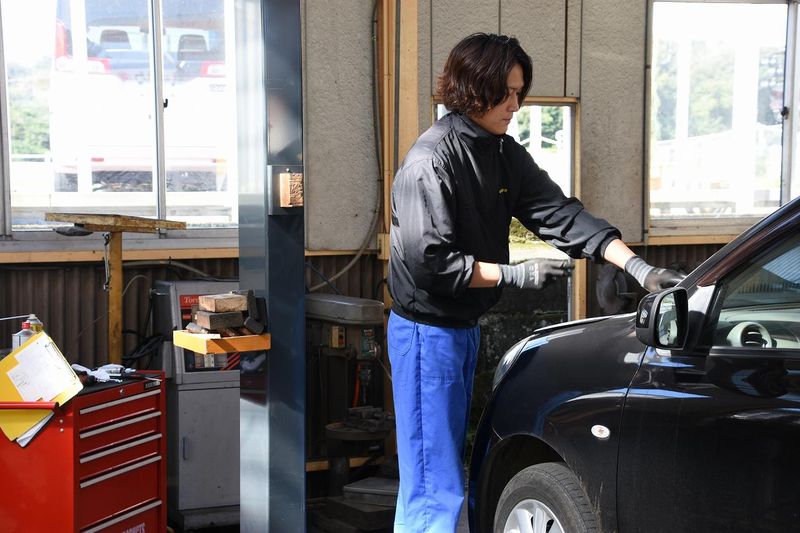 有限会社上川自動車センターのアルバイト・バイト求人情報-04