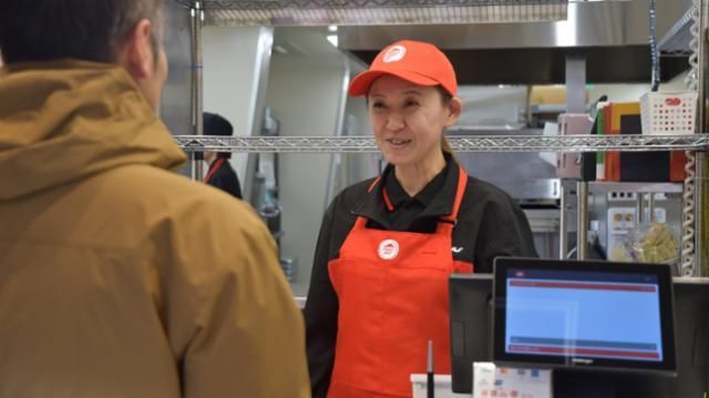 ピザハット山梨昭和店のアルバイト・バイト求人情報-02