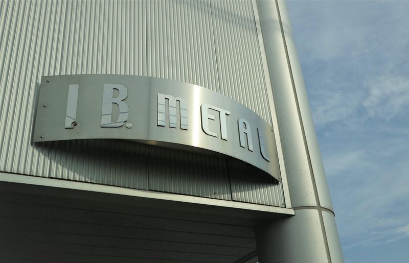 株式会社アイビィーメタルのアルバイト・バイト求人情報-03