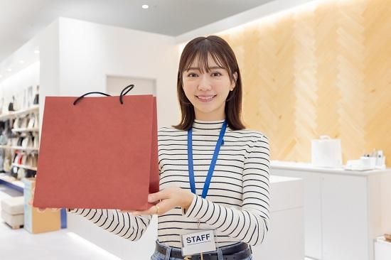 ル・クルーゼジャポン株式会社　りんくうプレミアム・アウトレット店の求人・転職情報