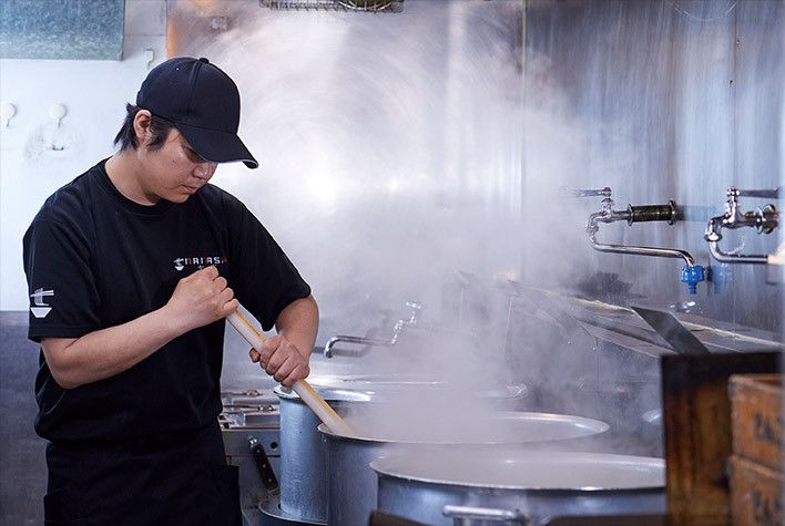 七志　港南台バーズ店の求人情報