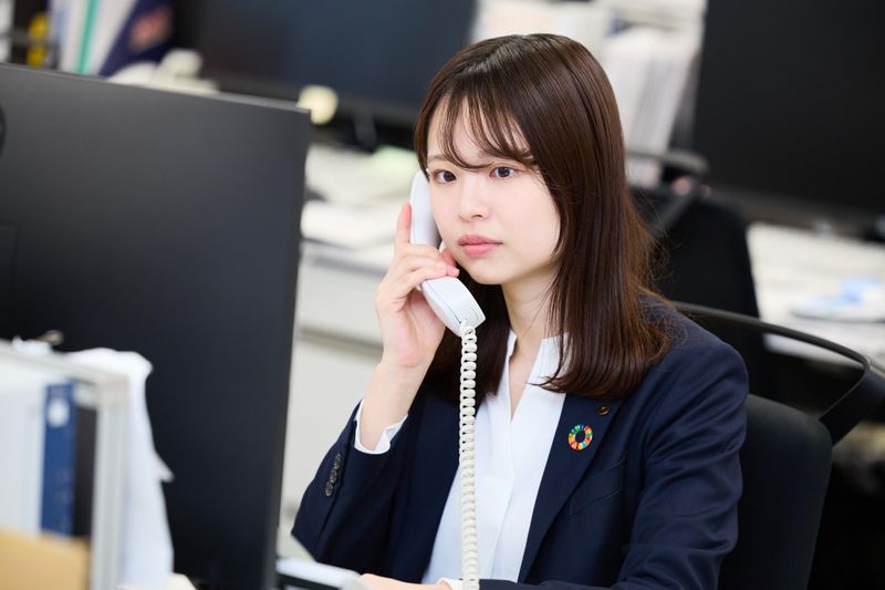 岡三証券株式会社