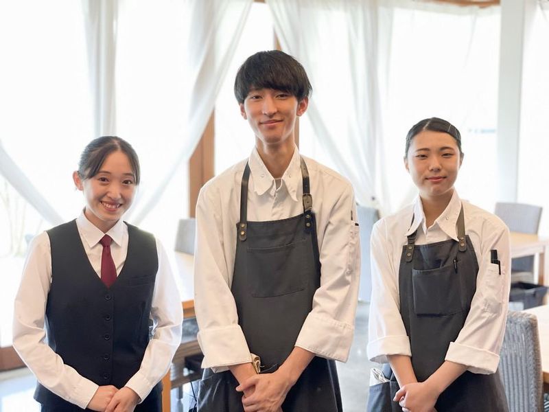 コースイタリアン(サーラビアンキ　アル・ケッチァーノ)のアルバイト・バイト求人情報-01