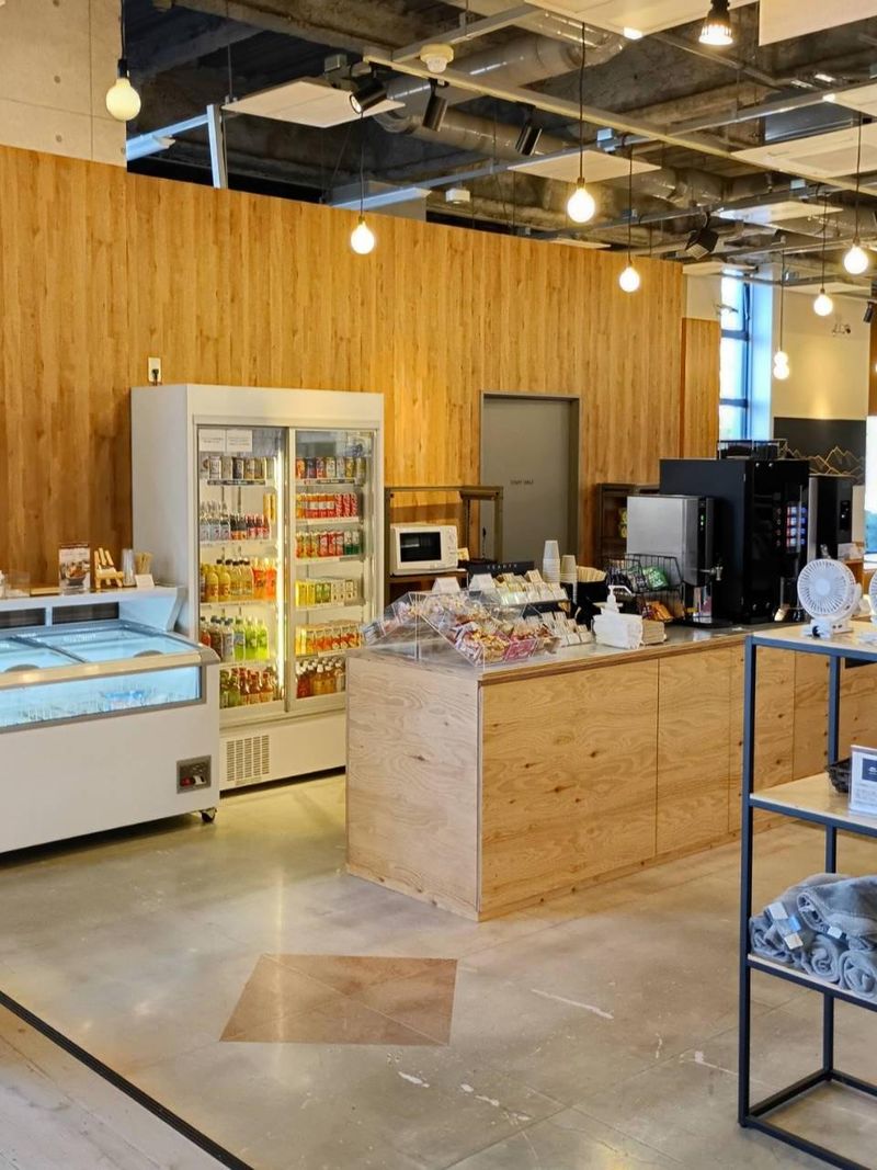 SHARE LOUNGE TSUTAYA金沢店のアルバイト・バイト求人情報-03