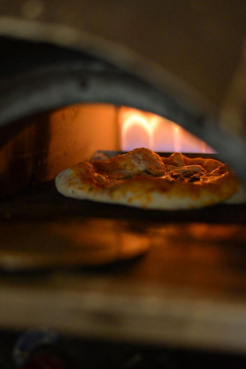 石窯料理とアンティーク　Cottonのアルバイト・バイト求人情報-01