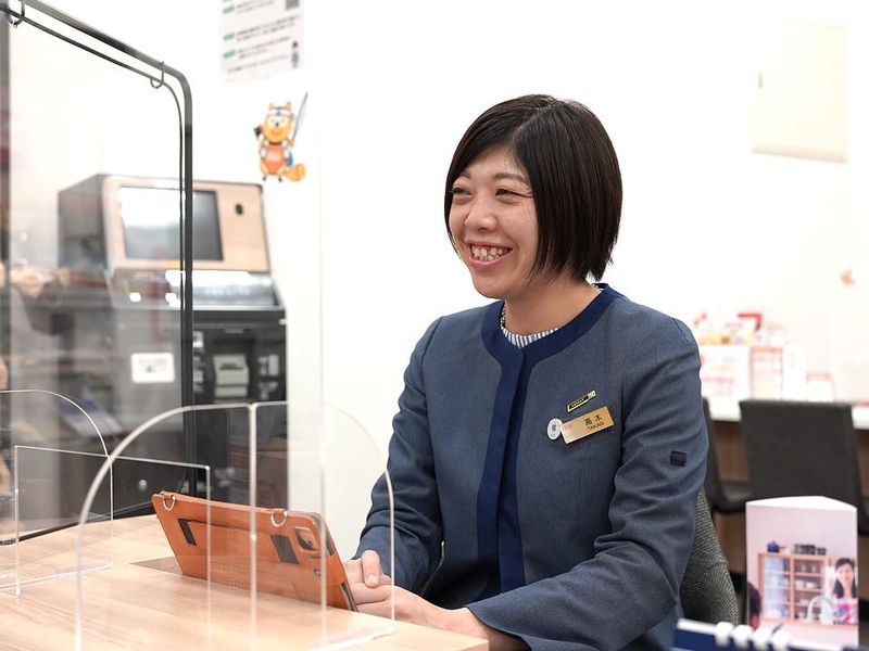 auショップ イーアス高尾のアルバイト・バイト求人情報-05