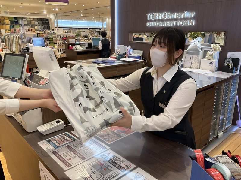 東京インテリア家具 千葉ニュータウン店のアルバイト・バイト求人情報-02