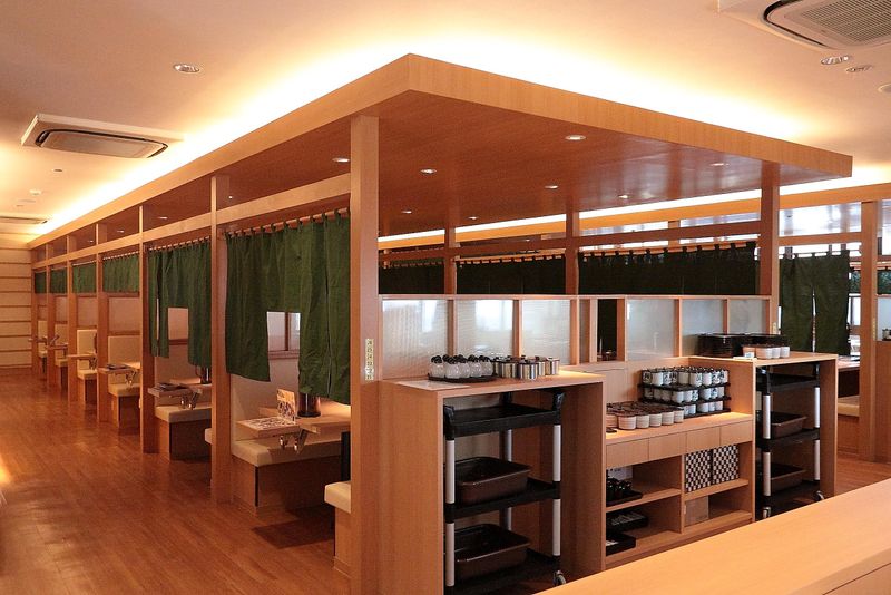 流れ鮨三代目おとわ　伏見店のアルバイト・バイト求人情報-03