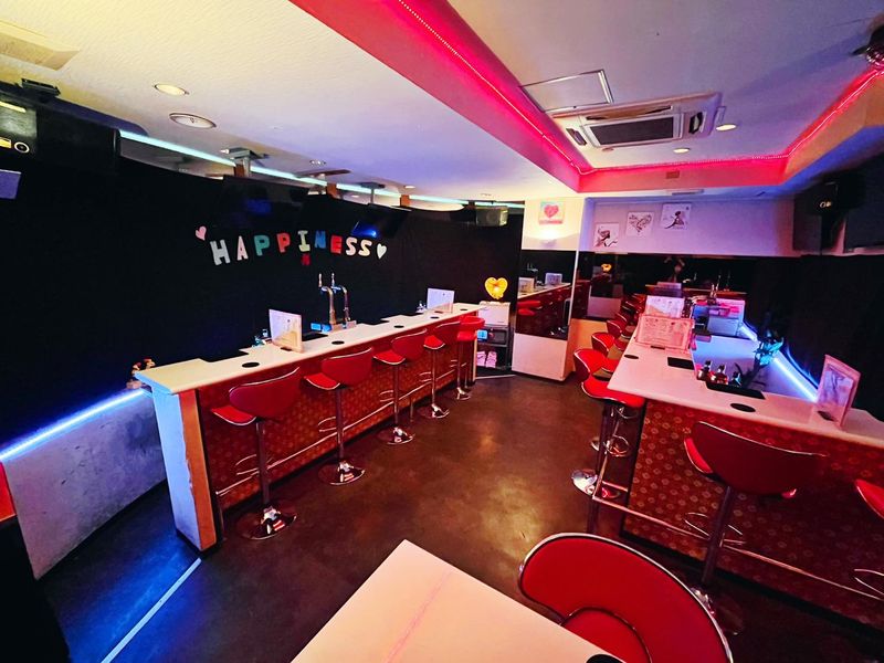 Bar Happinessのアルバイト・バイト求人情報-02