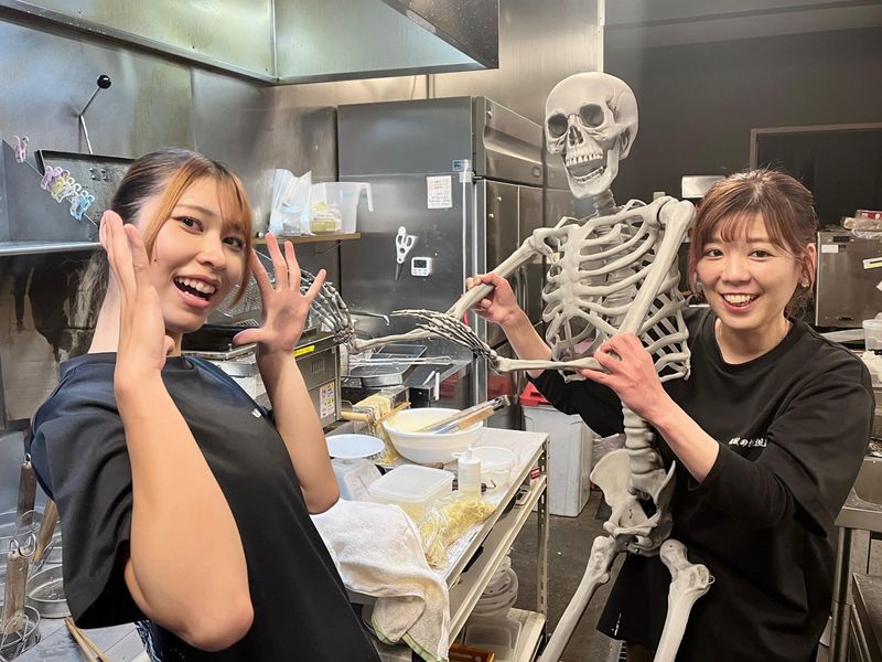 地獄の担担麺　天竜　厚木インター店のアルバイト・バイト求人情報-02