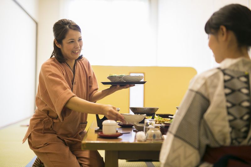 季の邸　鍋田川のアルバイト・バイト求人情報-03