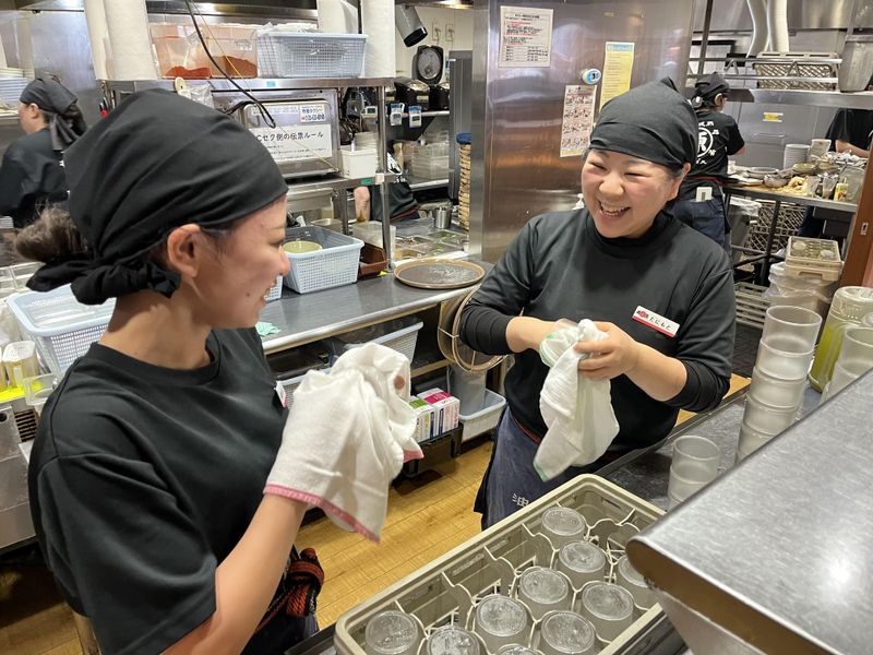 丸源ラーメン 草津店の求人4