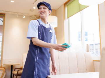 アルバイト・パート・社員)店舗スタッフ(接客、調理、レジ、清掃)