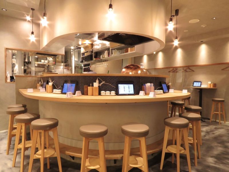 天ぷら×焼小籠包　食堂 まるにのアルバイト・バイト求人情報-04