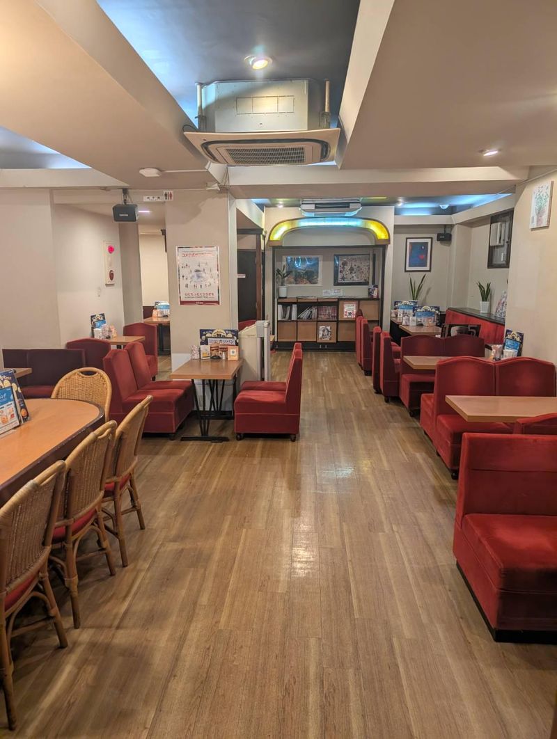 コメダ珈琲店　上前津店のアルバイト・バイト求人情報-03