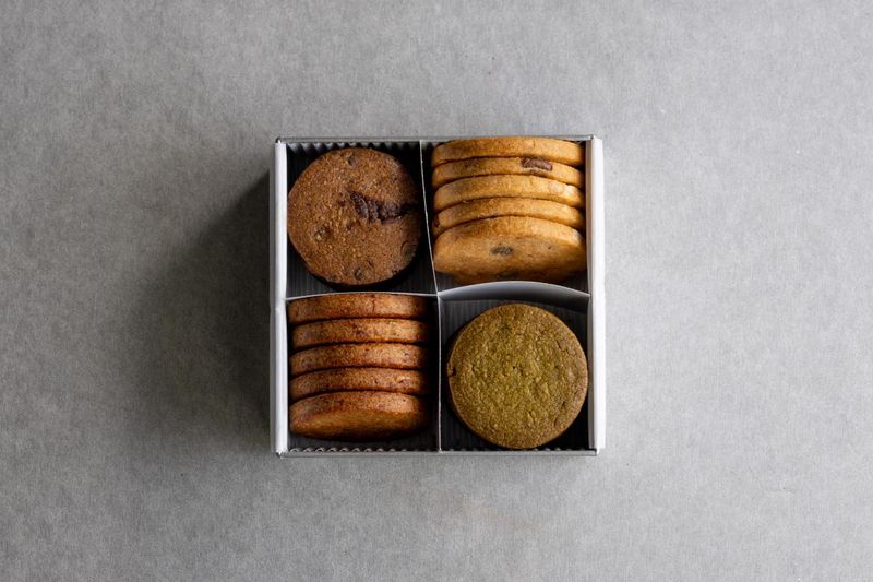 伊勢丹 新宿店/サロン・デュ・ショコラ2026(第24回)【ル ショコラ ドゥ アッシュ】のアルバイト・バイト求人情報-02