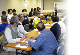 三陽自動車株式会社<勤務地:所沢市内スイミングクラブ/マイクロバス送迎ドライバー>の求人情報