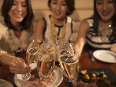 ワインとオマール海老の店 UOMO(ウオモ)のアルバイト・バイト求人情報-05