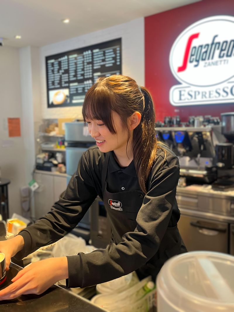 セガフレード・ザネッティ 広尾ガーデンヒルズ店のアルバイト・バイト求人情報-03