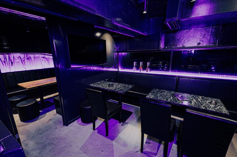 株式会社クロスオーバー/Bar クロスオーバーのアルバイト・バイト求人情報-02
