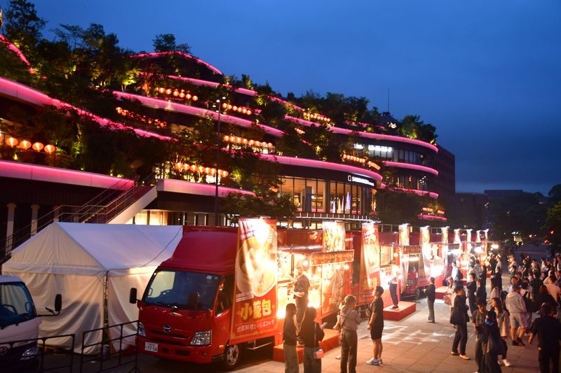 福岡市役所西側ふれあい広場のアルバイト・バイト求人情報-05