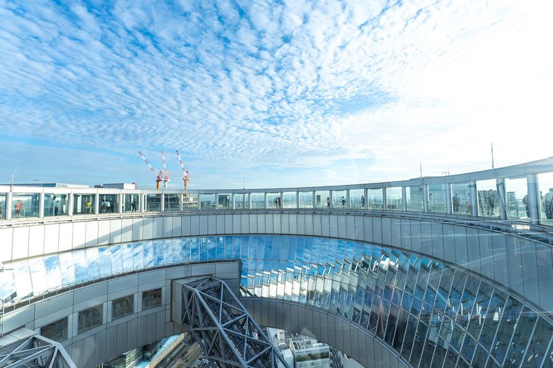 梅田スカイビル・空中庭園展望台のアルバイト・バイト求人情報-02