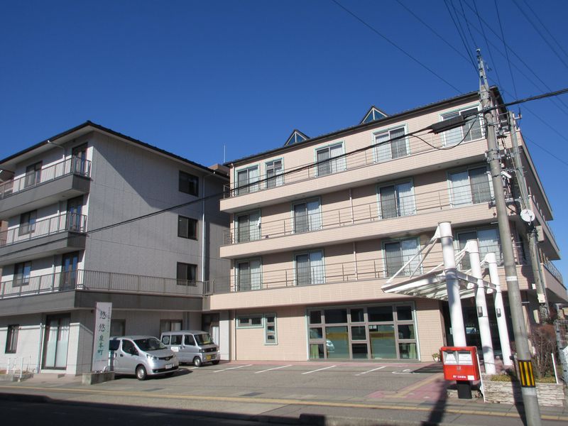 有料老人ホーム悠悠泉本町(社会福祉法人寿福祉会)のアルバイト・バイト求人情報-05