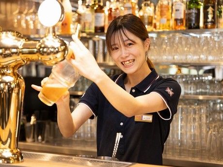 HUB　梅田茶屋町アプローズ店の求人情報