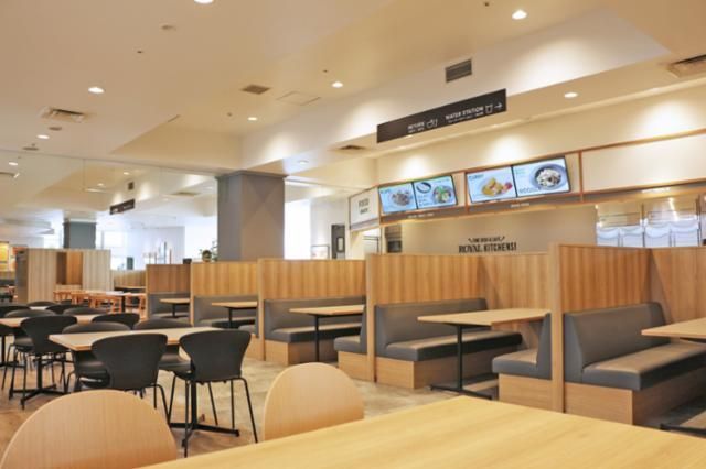Fine Dish & Café ROYAL Kitchens !のアルバイト・バイト求人情報-03