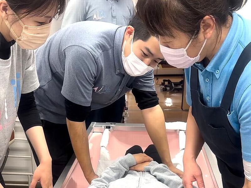 株式会社アイム 北野営業所<訪問入浴サービス>のアルバイト・バイト求人情報-02